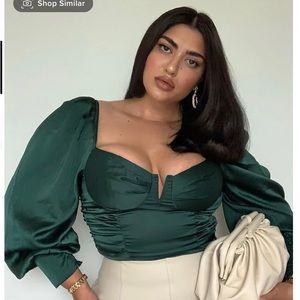 Fashion Nova Green Cropped shirt